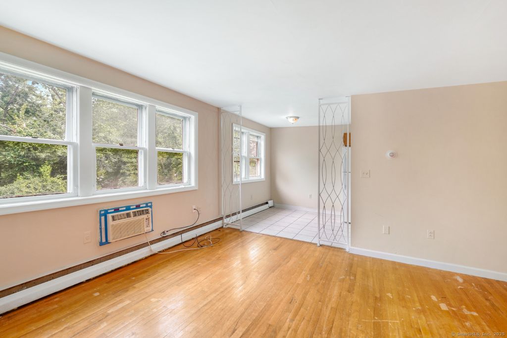 183 Barker Street B4, Hartford, CT 06114