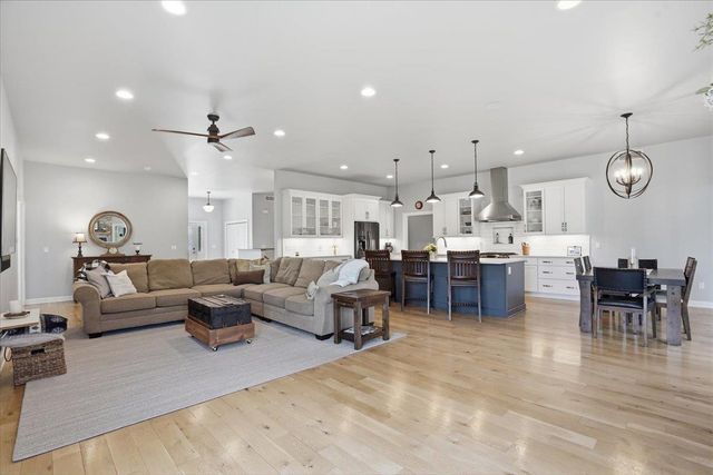 W4293 Meadow Court, Lake Geneva, WI 53147