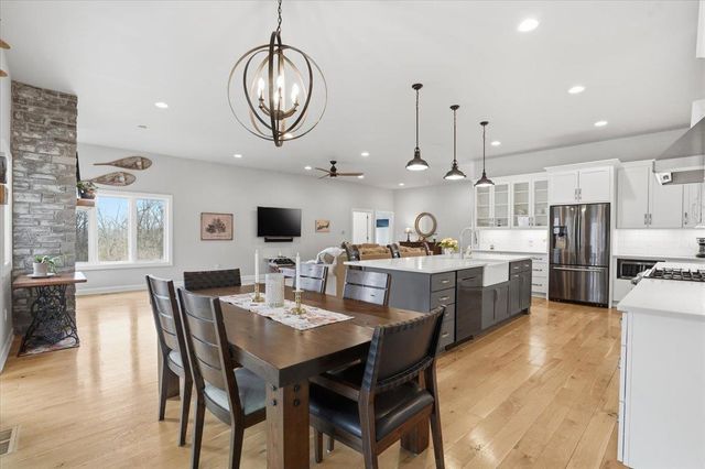 W4293 Meadow Court, Lake Geneva, WI 53147