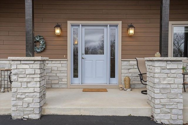 W4293 Meadow Court, Lake Geneva, WI 53147