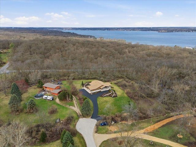 W4293 Meadow Court, Lake Geneva, WI 53147