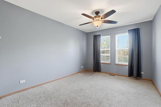 3030 Seekonk Avenue, Elgin, IL 60124