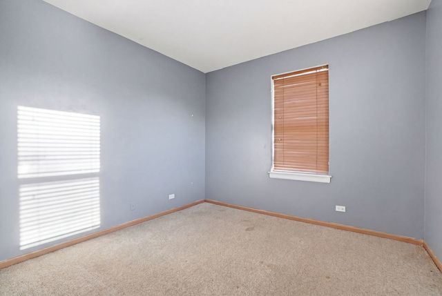 3030 Seekonk Avenue, Elgin, IL 60124