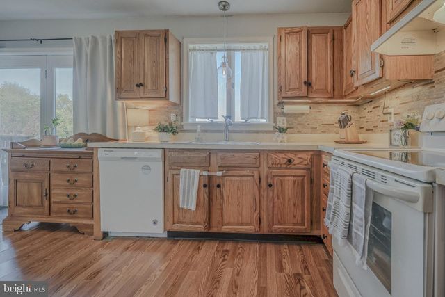 104 ASHLEY DR, Ephrata, PA 17522