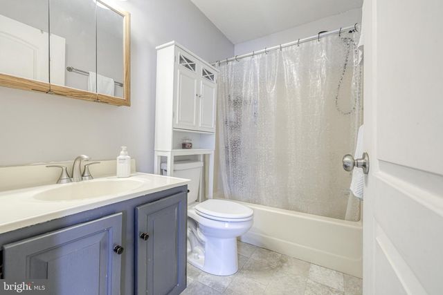 104 ASHLEY DR, Ephrata, PA 17522
