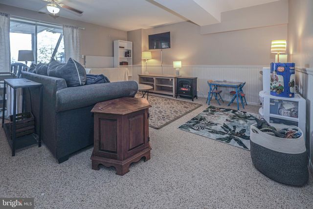 104 ASHLEY DR, Ephrata, PA 17522