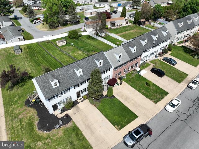 104 ASHLEY DR, Ephrata, PA 17522