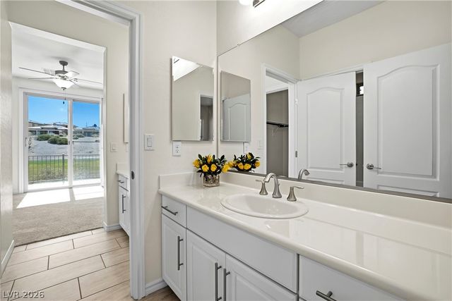 948 Olivia Parkway, Henderson, NV 89011