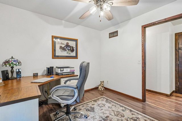 1009 Canterbury LANE, Waukesha, WI 53188