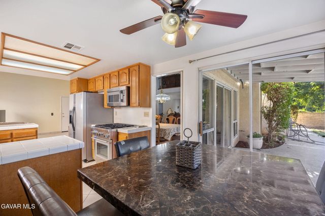13709 Grand Isle Drive, Moorpark, CA 93021