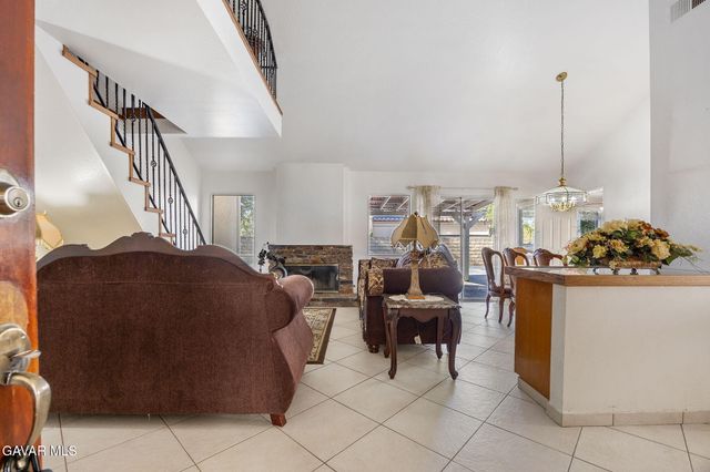 13709 Grand Isle Drive, Moorpark, CA 93021