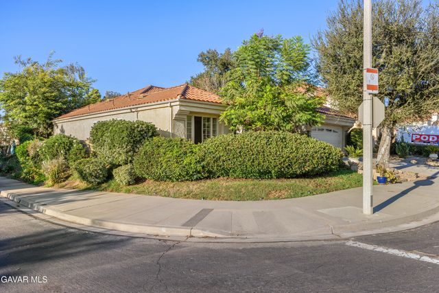 13709 Grand Isle Drive, Moorpark, CA 93021