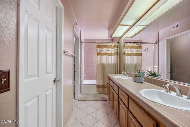 13709 Grand Isle Drive, Moorpark, CA 93021