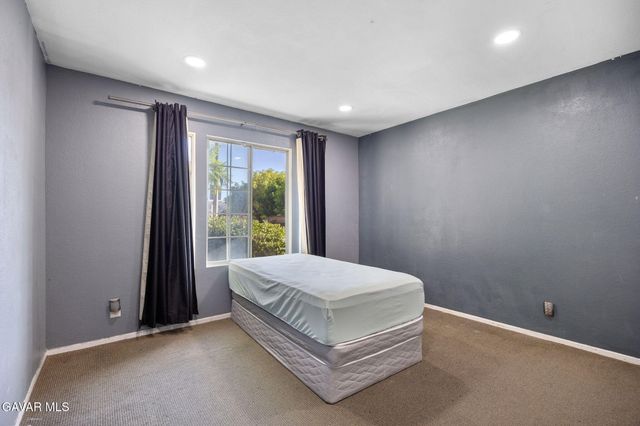 13709 Grand Isle Drive, Moorpark, CA 93021