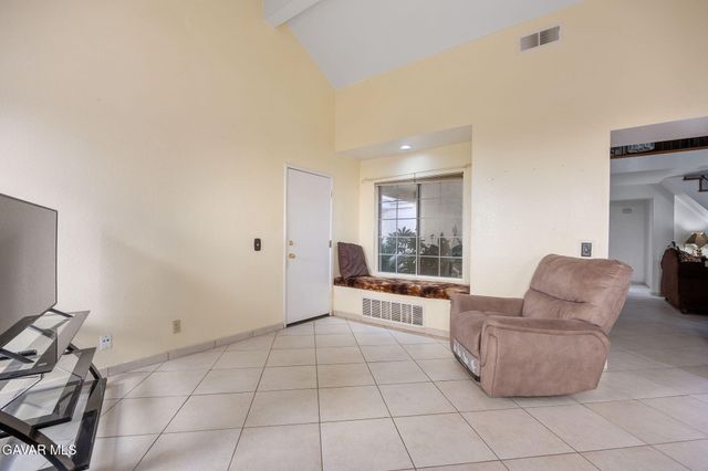 13709 Grand Isle Drive, Moorpark, CA 93021