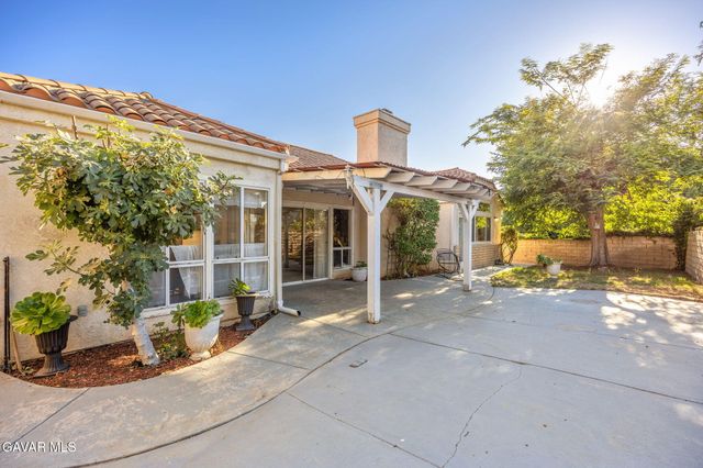 13709 Grand Isle Drive, Moorpark, CA 93021