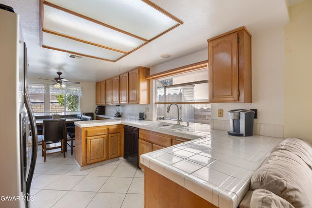 13709 Grand Isle Drive, Moorpark, CA 93021