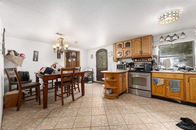 13395 SE 106TH AVENUE, Ocklawaha, FL 32179