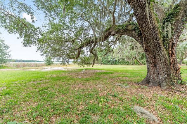13395 SE 106TH AVENUE, Ocklawaha, FL 32179