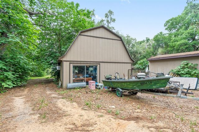 13395 SE 106TH AVENUE, Ocklawaha, FL 32179