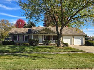 1122 S WELLS Street, Sandwich, IL 60548