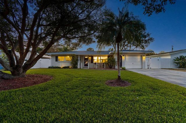 1450 SAN ROY DRIVE, Dunedin, FL 34698