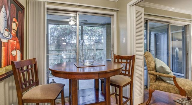 10220 Memorial Drive D32, Houston, TX 77024