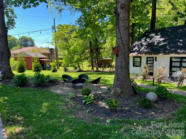 3945 Rockfern Road B, Charlotte, NC 28217