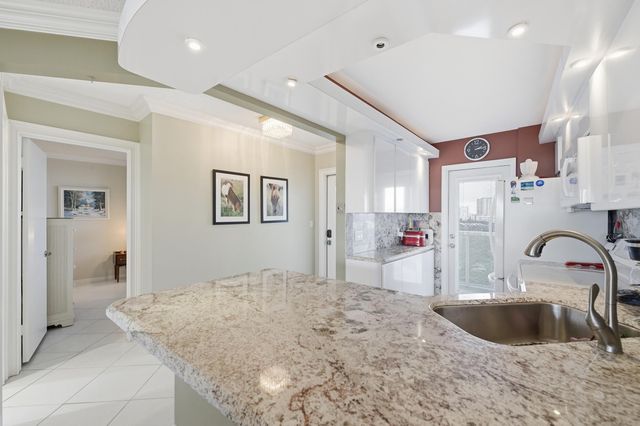 2731 NE 14th St Causeway 837, Pompano Beach, FL 33062