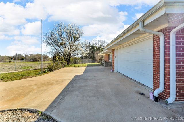 20 Cain, Bokchito, OK 74726