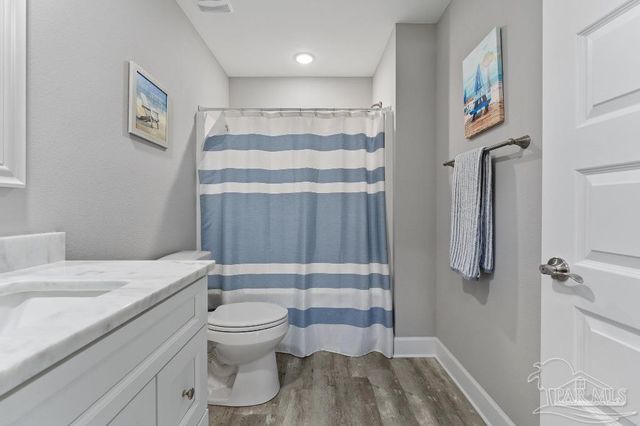 13070 Hartung Ave, Pensacola, FL 32506