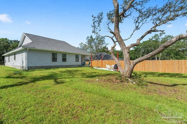 13070 Hartung Ave, Pensacola, FL 32506