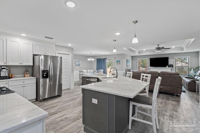 13070 Hartung Ave, Pensacola, FL 32506