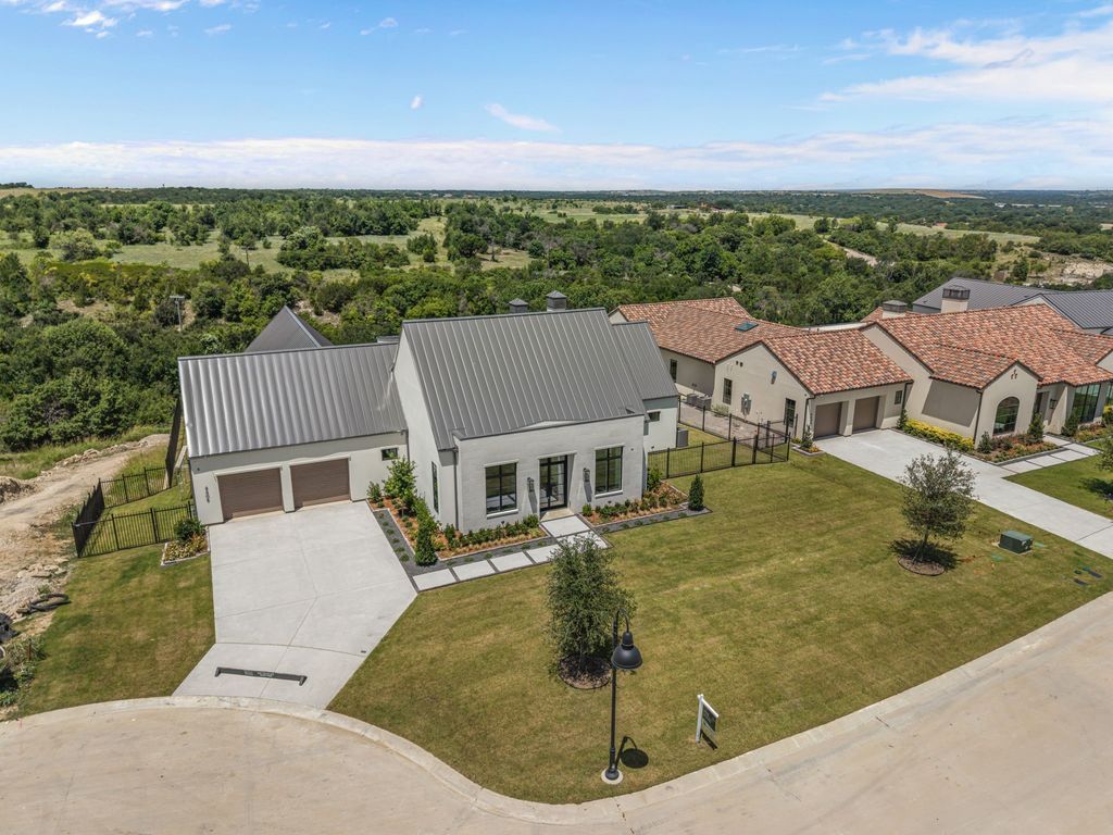 4608 Chablis Drive, Fort Worth, TX 76126
