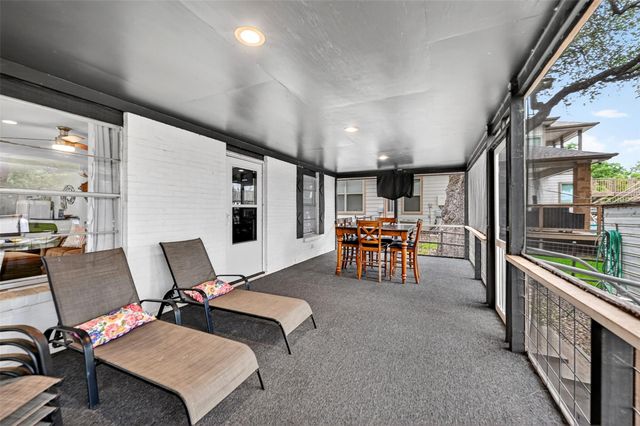 405 Robin Hood LN, Granite Shoals, TX 78654