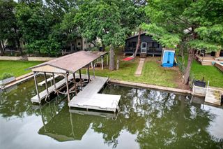 405 Robin Hood LN, Granite Shoals, TX 78654