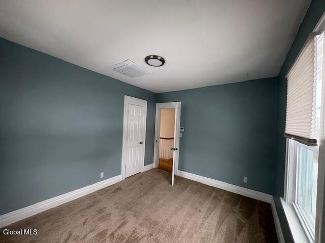 2 Hampton Avenue, East Greenbush, NY 12144