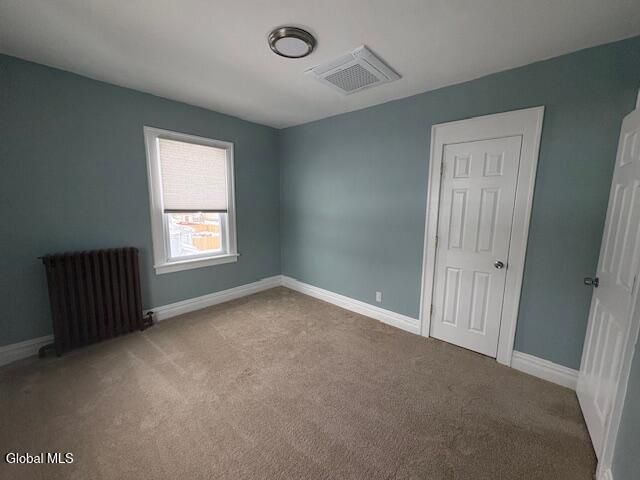 2 Hampton Avenue, East Greenbush, NY 12144