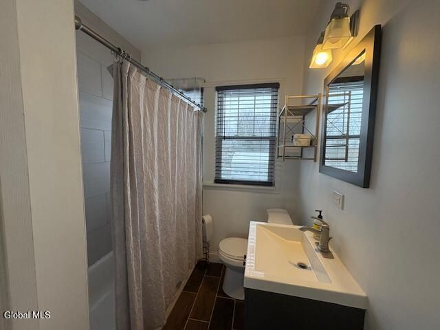 2 Hampton Avenue, East Greenbush, NY 12144