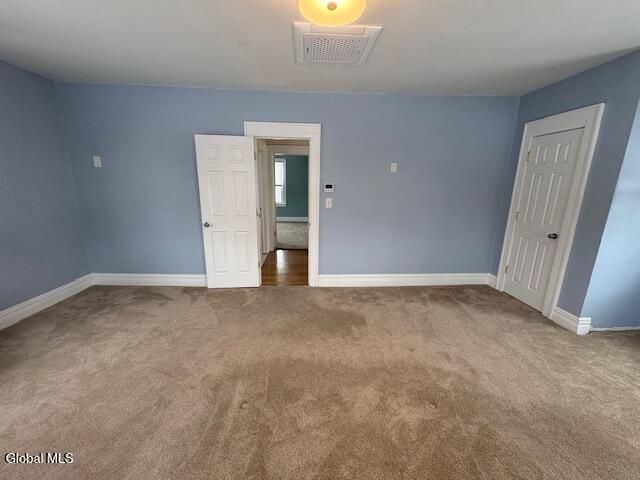 2 Hampton Avenue, East Greenbush, NY 12144