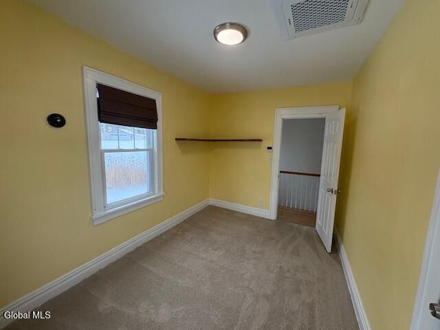 2 Hampton Avenue, East Greenbush, NY 12144