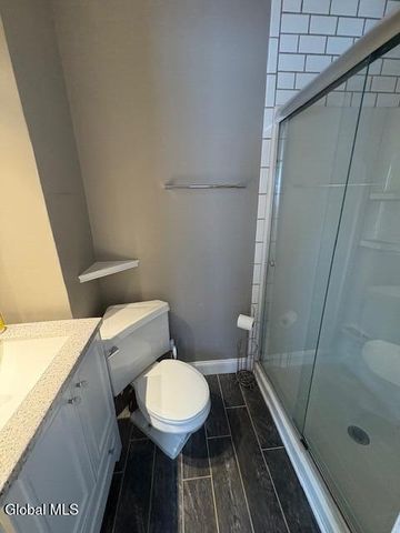 2 Hampton Avenue, East Greenbush, NY 12144