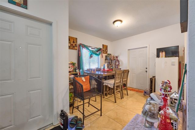 3298 49th Street, Miami, FL 33142