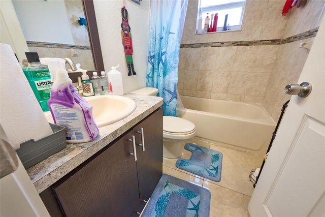 3298 49th Street, Miami, FL 33142