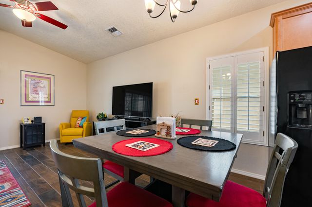 2721 Wilder Loop NE, Rio Rancho, NM 87144