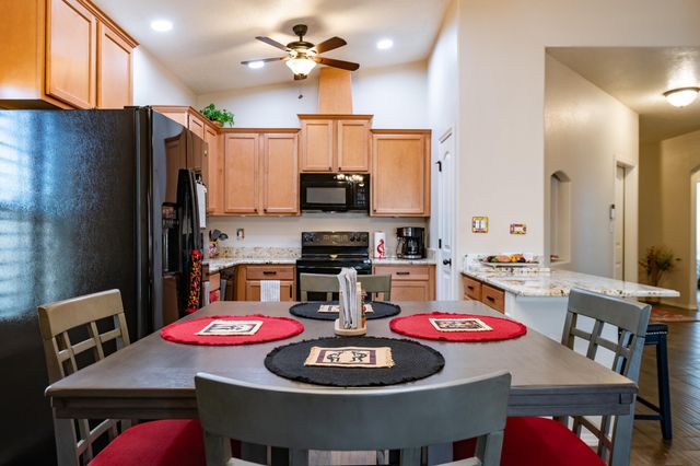 2721 Wilder Loop NE, Rio Rancho, NM 87144