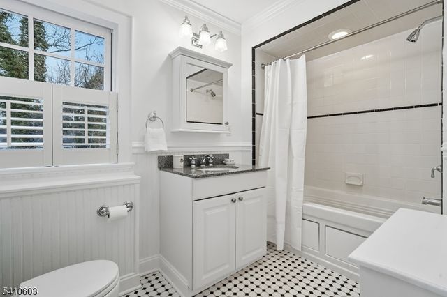 88 BEEKMAN ROAD, Summit City, NJ 07901