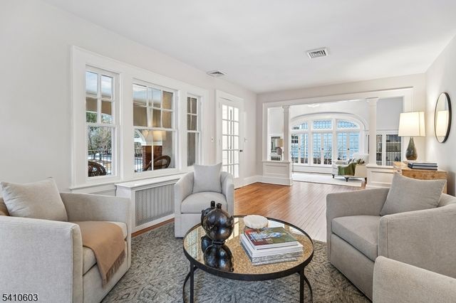 88 BEEKMAN ROAD, Summit City, NJ 07901