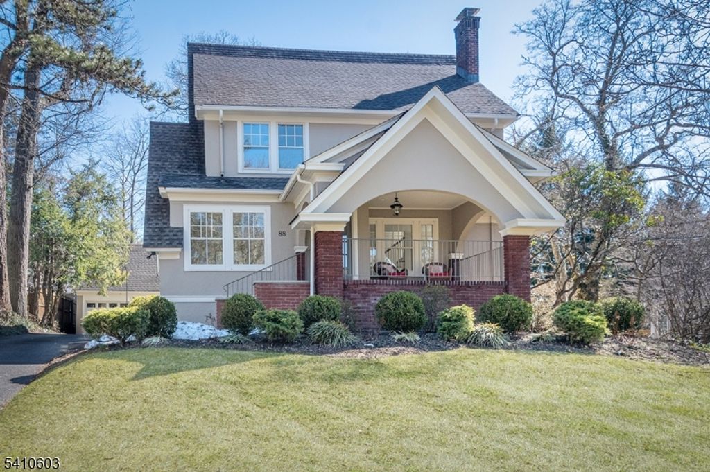 88 BEEKMAN ROAD, Summit City, NJ 07901