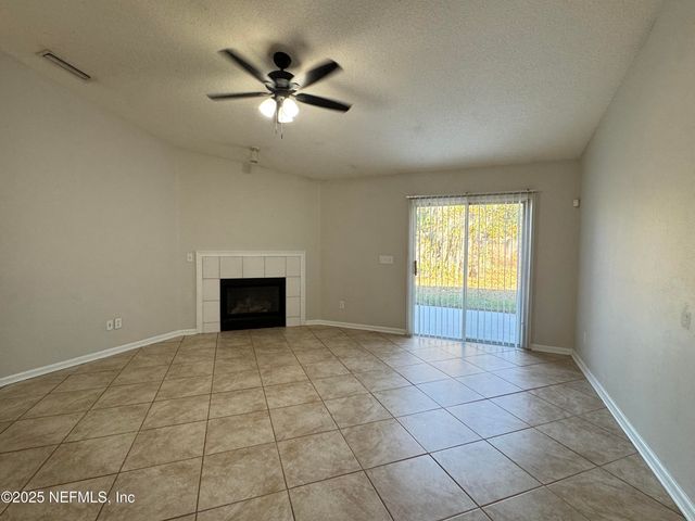 11273 SILVER KEY Drive, Jacksonville, FL 32218